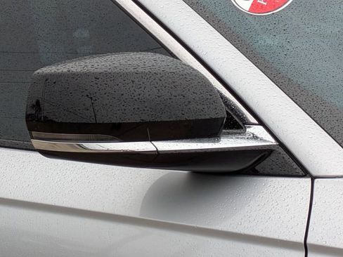 Used 2022 Jeep Grand Cherokee Limited image 12