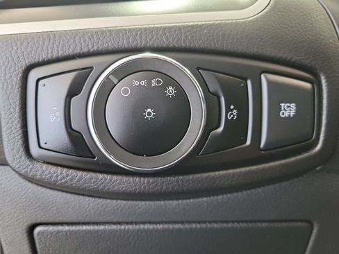 Used 2024 Ford Edge SEL AWD/4WD image 32