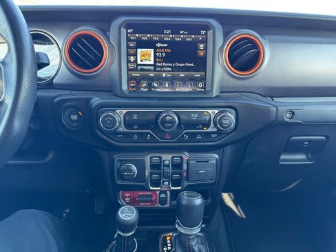 Used 2022 Jeep Gladiator Mojave w/ LED Lighting Group image 9