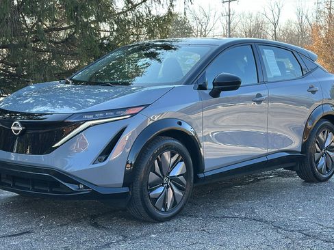 Certified 2024 Nissan Ariya AWD image 2