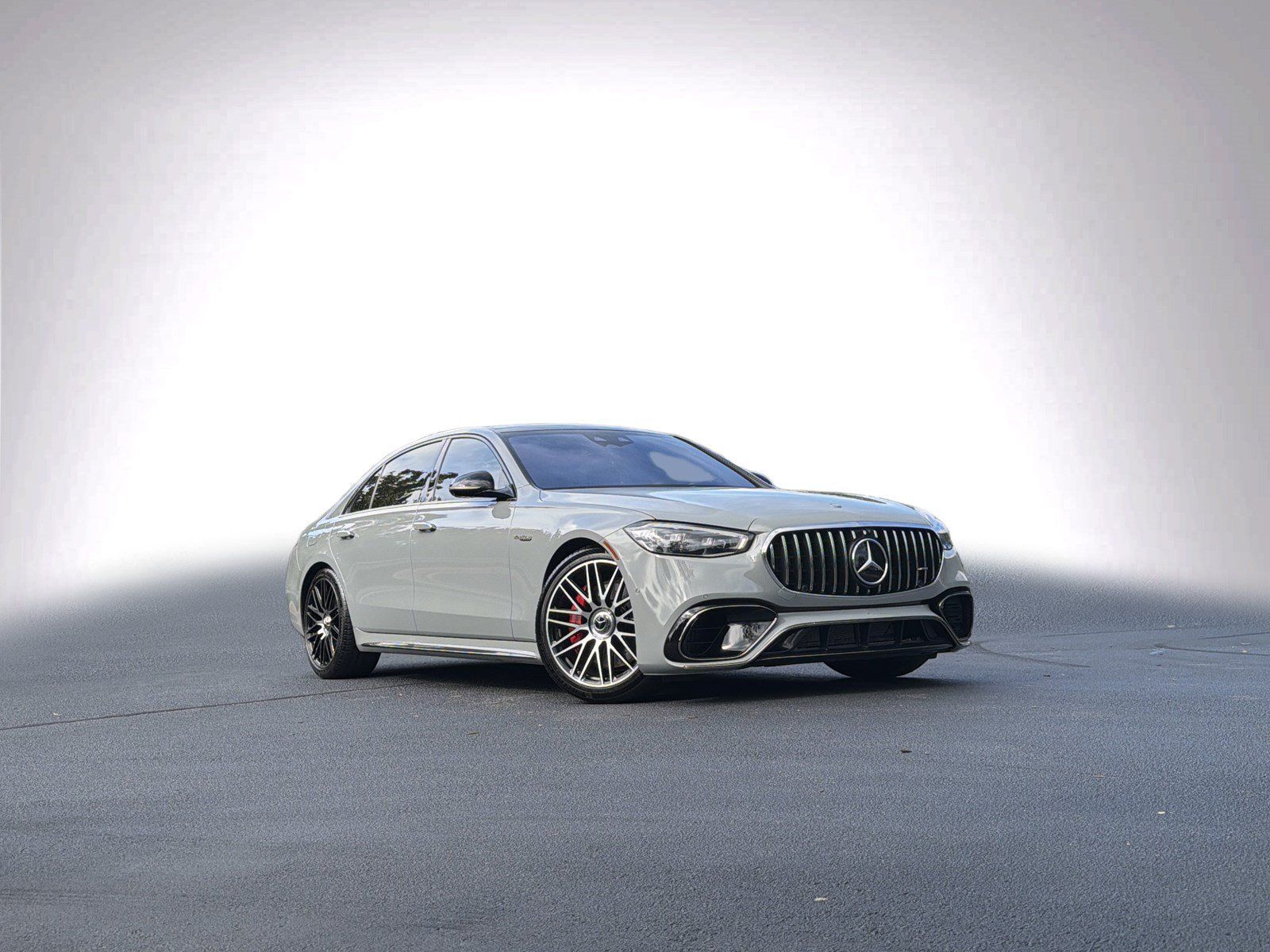 Used 2024 Mercedes-Benz S 63 AMG S w/ Rear Seat Package image 2