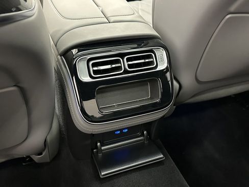 Certified 2024 Mercedes-Benz S 580 4MATIC Sedan image 27