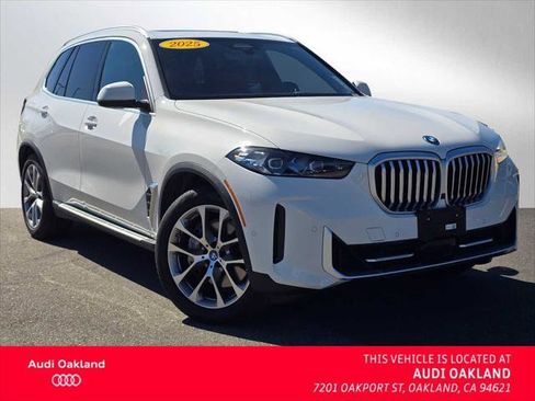 Used 2025 BMW X5 xDrive50e AWD/4WD image 1