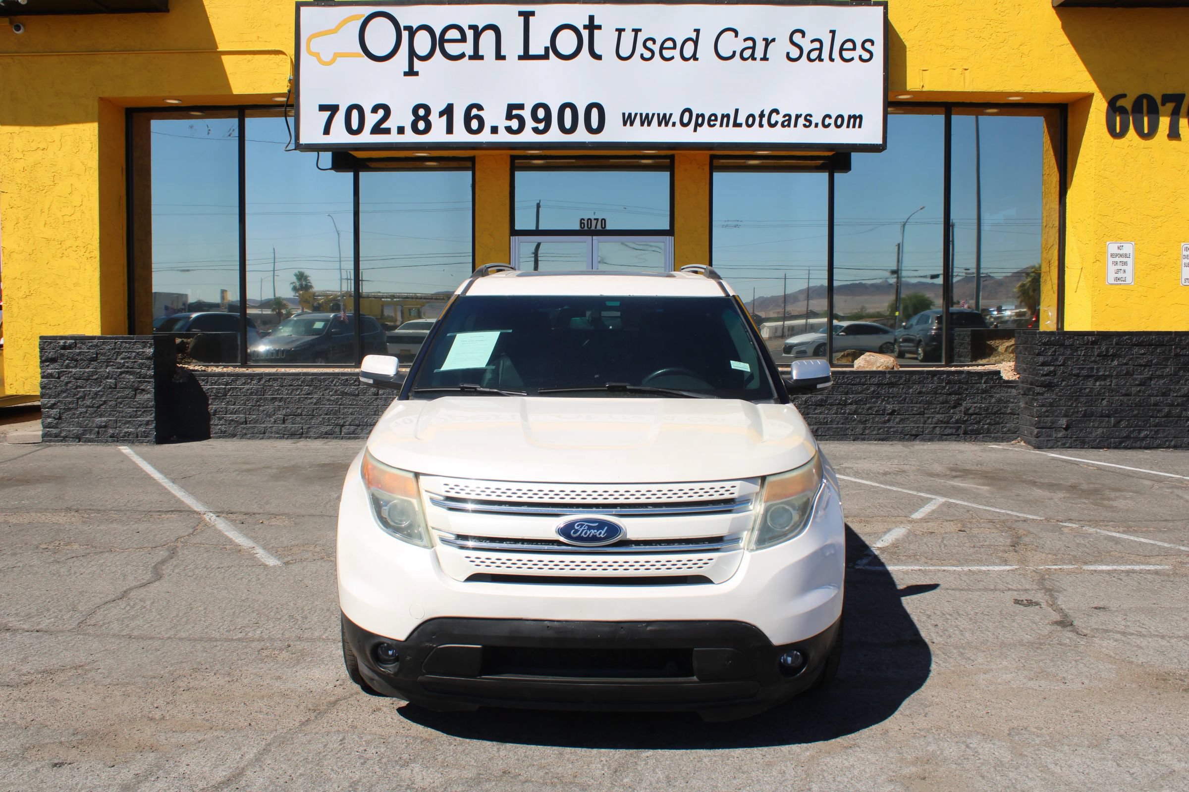 Used 2015 Ford Explorer Limited w/ Equipment Group 301A FWD image 3