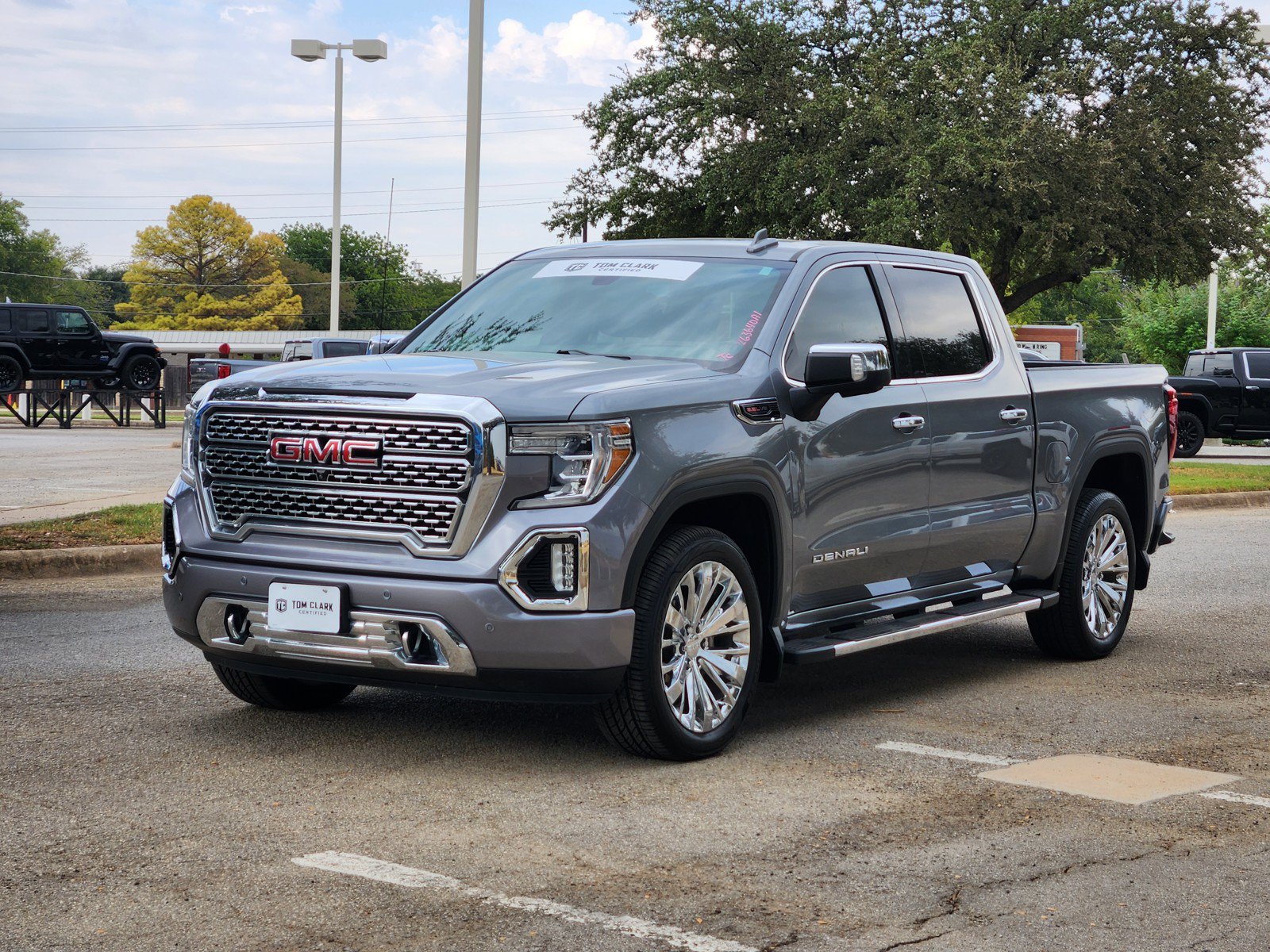 Used 2020 GMC Sierra 1500 Denali w/ Technology Package AWD/4WD image 2