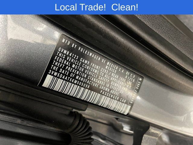 Used 2019 Volkswagen Beetle 2.0T S FWD image 29