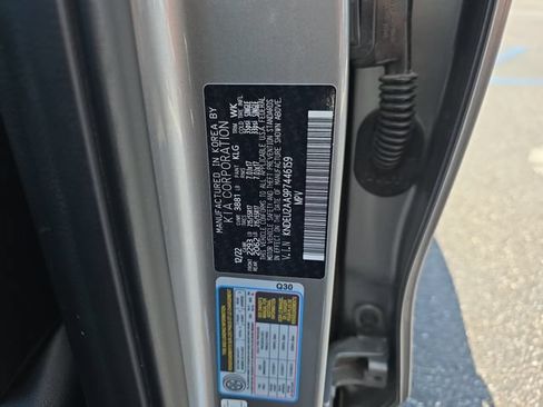Used 2023 Kia Seltos S FWD image 35