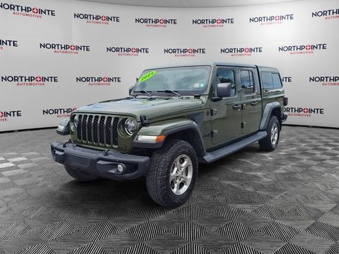 Used 2021 Jeep Gladiator Sport AWD/4WD image 2