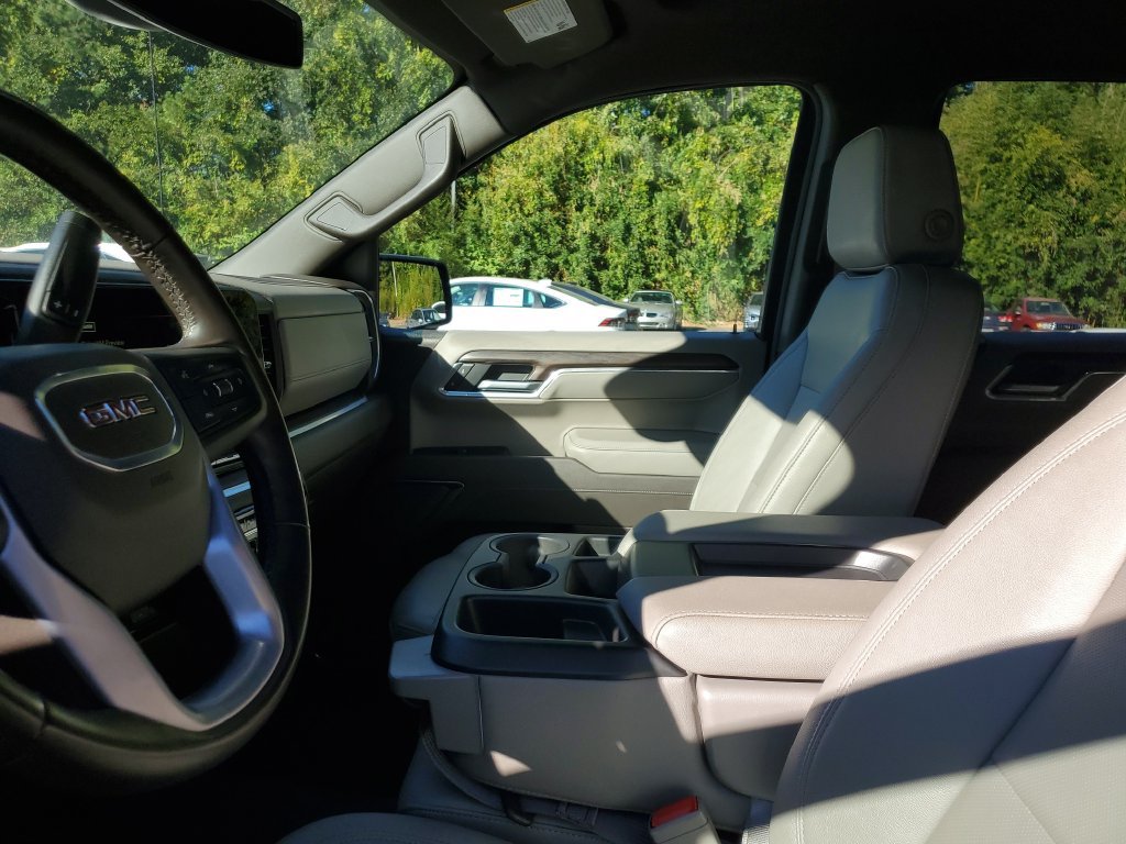 Used 2025 GMC Sierra 1500 SLT RWD image 19