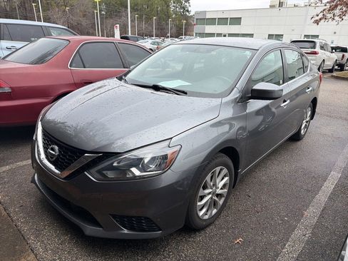 Used 2018 Nissan Sentra SV image 1