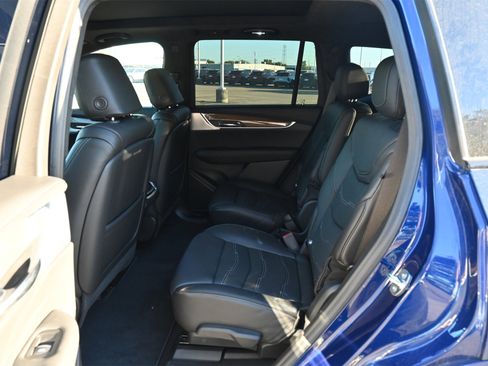 New 2025 Cadillac XT6 Sport w/ Platinum Package image 20