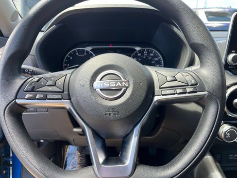 Used 2025 Nissan Sentra SV FWD image 28