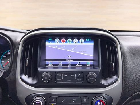 Used 2018 GMC Canyon SLT w/ Driver Alert Package AWD/4WD image 10