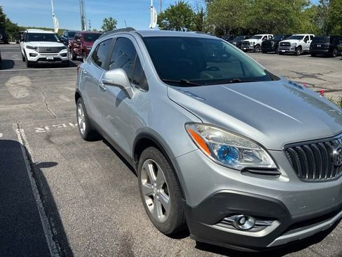 Used 2016 Buick Encore Convenience FWD image 3