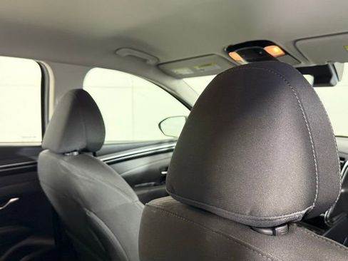 Used 2024 Hyundai Tucson SE image 27