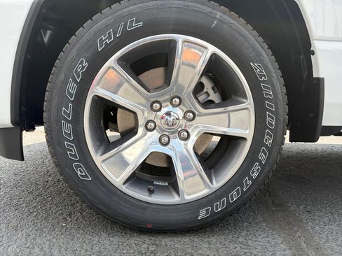 New 2026 RAM 1500 Express AWD/4WD image 11