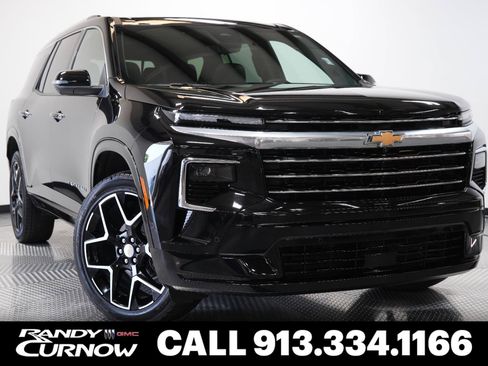Used 2026 Chevrolet Traverse High Country w/ LPO, Floor Liner Package AWD/4WD image 1