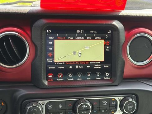 Used 2023 Jeep Gladiator Rubicon w/ Cold Weather Group AWD/4WD image 14