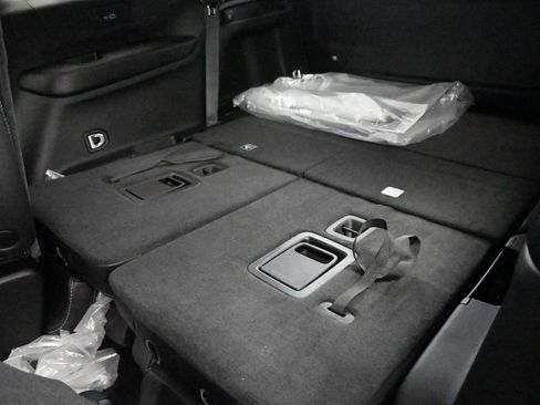 New 2025 Jeep Grand Cherokee L Limited w/ Trailer Tow Package image 18