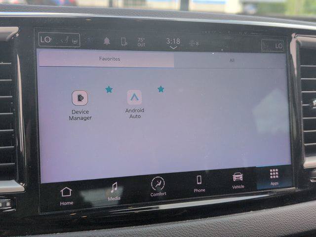 Certified 2023 Chrysler Pacifica Touring-L FWD image 13