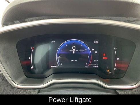 Used 2023 Toyota Corolla Cross XLE w/ Convenience Package image 20