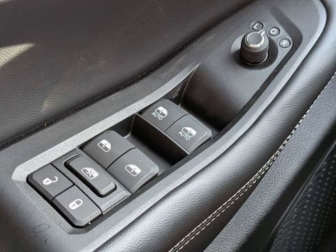 New 2026 Jeep Grand Cherokee Altitude AWD/4WD image 25