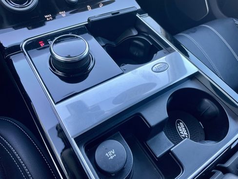 Used 2020 Land Rover Range Rover Velar S image 20