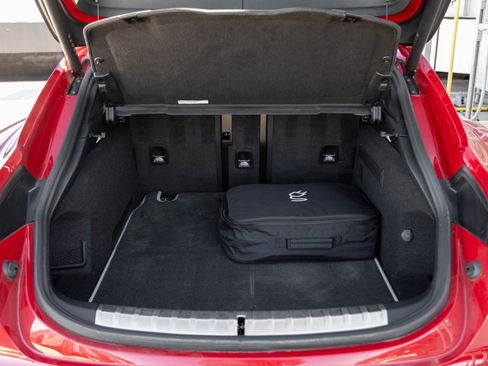 Used 2024 Porsche Taycan GTS image 30