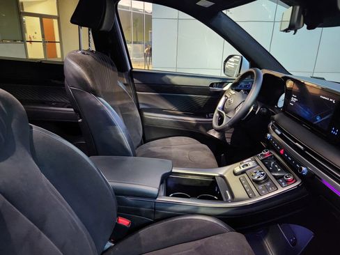 Used 2024 Hyundai Palisade Calligraphy image 52