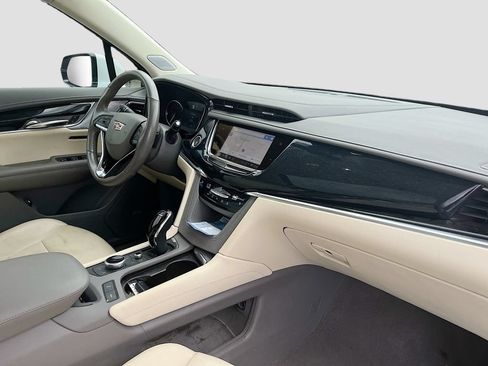 Used 2024 Cadillac XT6 Premium Luxury AWD/4WD image 32