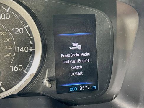 Used 2021 Toyota Corolla LE w/ LE Convenience Package FWD image 12
