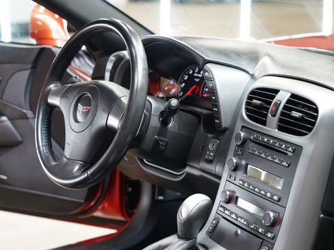 Used 2006 Chevrolet Corvette Coupe w/ Preferred Equipment Group image 50