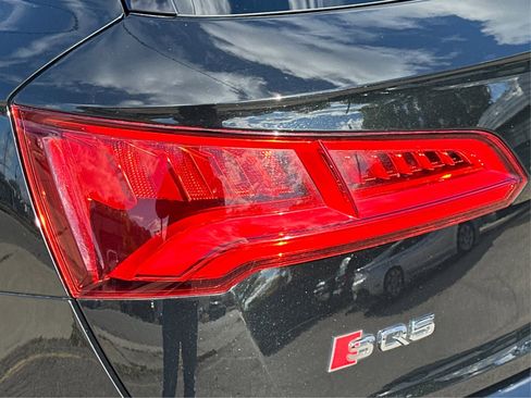 Used 2019 Audi SQ5 Premium Plus w/ Premium Plus Package AWD/4WD image 36