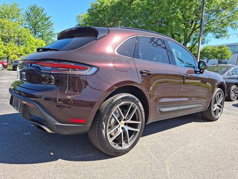 Used 2023 Porsche Macan AWD/4WD image 6
