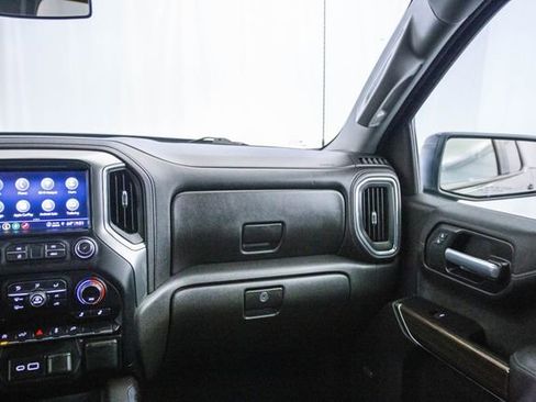 Used 2021 Chevrolet Silverado 1500 LT Trail Boss w/ Convenience Package II image 5