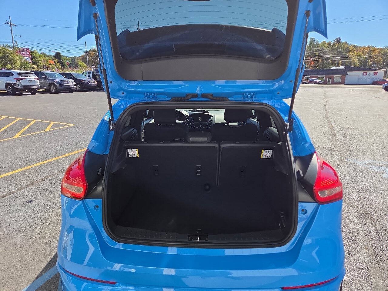 Used 2017 Ford Focus RS AWD/4WD image 7