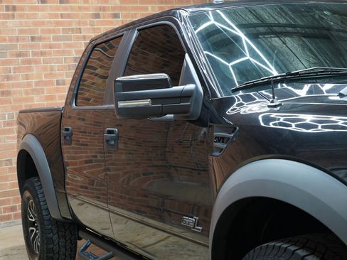 Used 2013 Ford F150 Raptor w/ Luxury Equipment Group AWD/4WD image 4