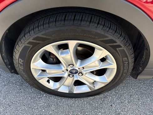 Used 2016 Ford Escape Titanium image 11