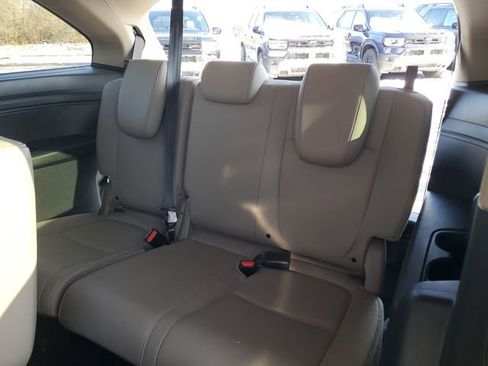 Used 2023 Honda Odyssey EX-L image 41