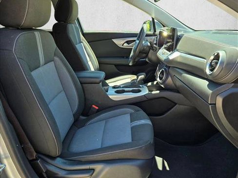 Used 2025 Chevrolet Blazer LT image 19