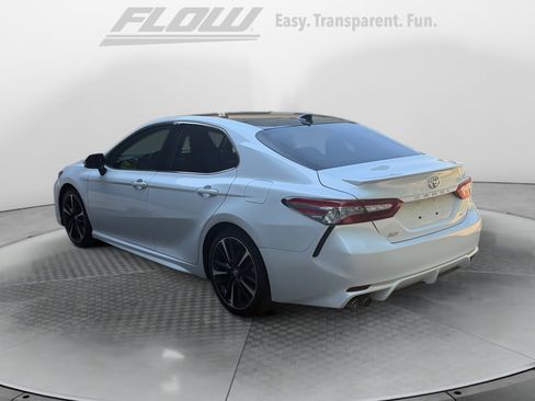 Used 2019 Toyota Camry XSE FWD image 6
