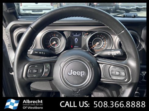 Used 2022 Jeep Gladiator Sport image 26