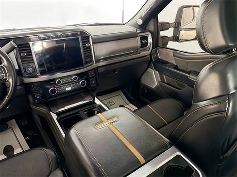 Used 2024 Ford F250 Platinum image 22