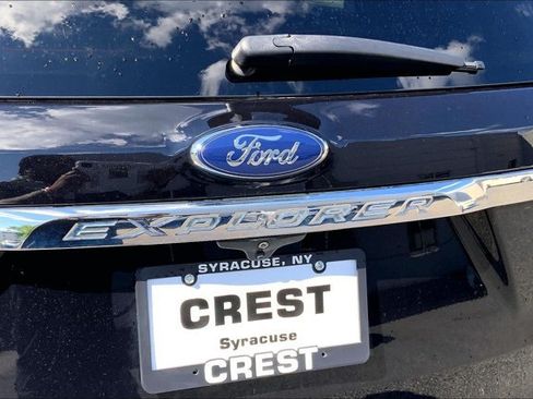 Used 2019 Ford Explorer XLT AWD/4WD image 7