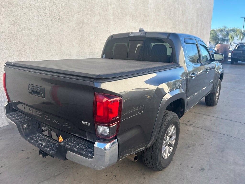 Used 2019 Toyota Tacoma SR5 RWD image 3