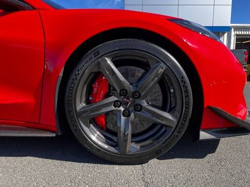 Used 2023 Chevrolet Corvette Z06 w/ Z07 Performance Package image 3