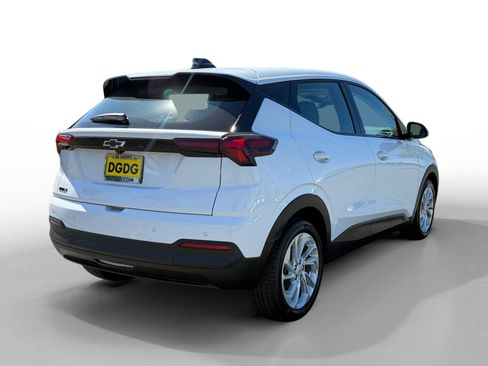 New 2027 Chevrolet Bolt LT w/ Comfort Package image 5