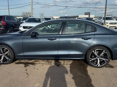 Used 2023 Volvo S60 B5 Plus w/ Climate Package image 8