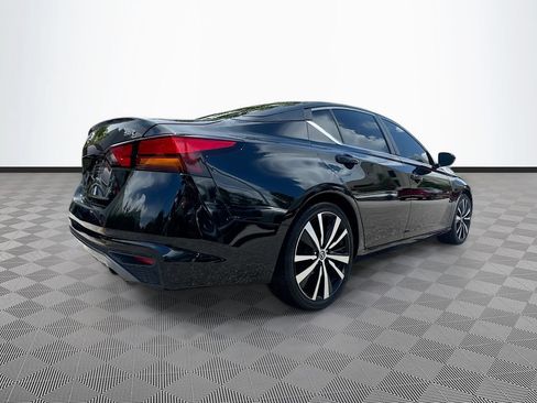 Used 2019 Nissan Altima 2.5 SR FWD image 6