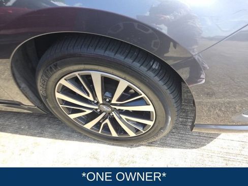 Used 2018 Subaru Legacy 2.5i Premium AWD/4WD image 3